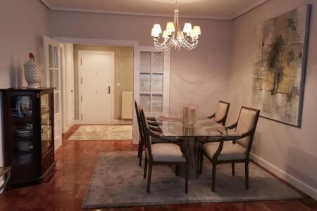 Habitacion Con Bano Privado En Бильбао Экстерьер фото
